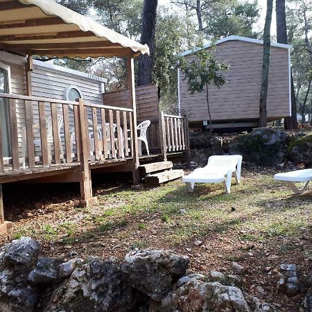 Mobil Home Sainte Baume Nans-les-Pins Exterior foto