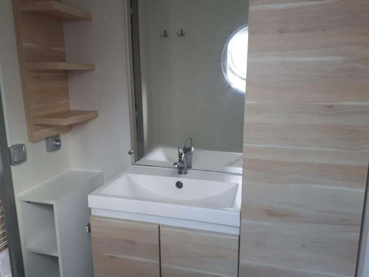 Mobil Home Sainte Baume Nans-les-Pins Exterior foto